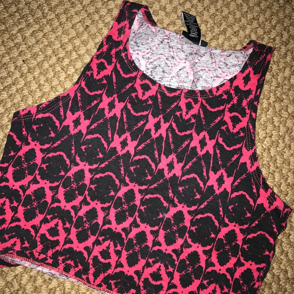 Crop top